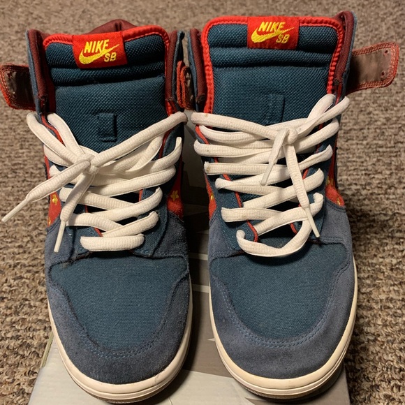 NIKE SB Dunk High Quagmire - Picture 3 of 3